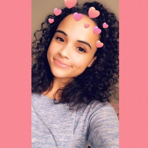 Meet your Posher, Alexis - Picture 1 of 1